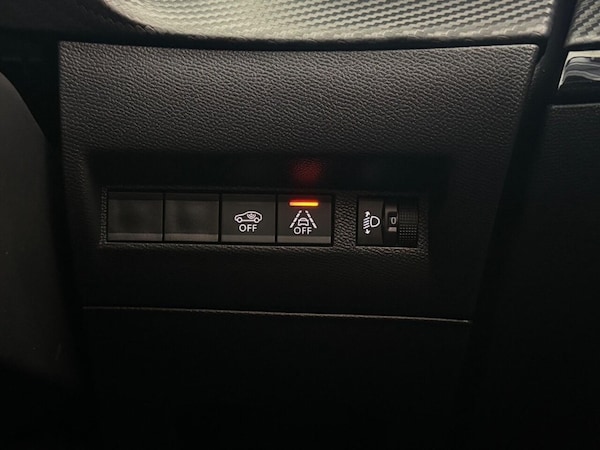 Used Peugeot 2008 2020 for sale - 75451196: Photo 27