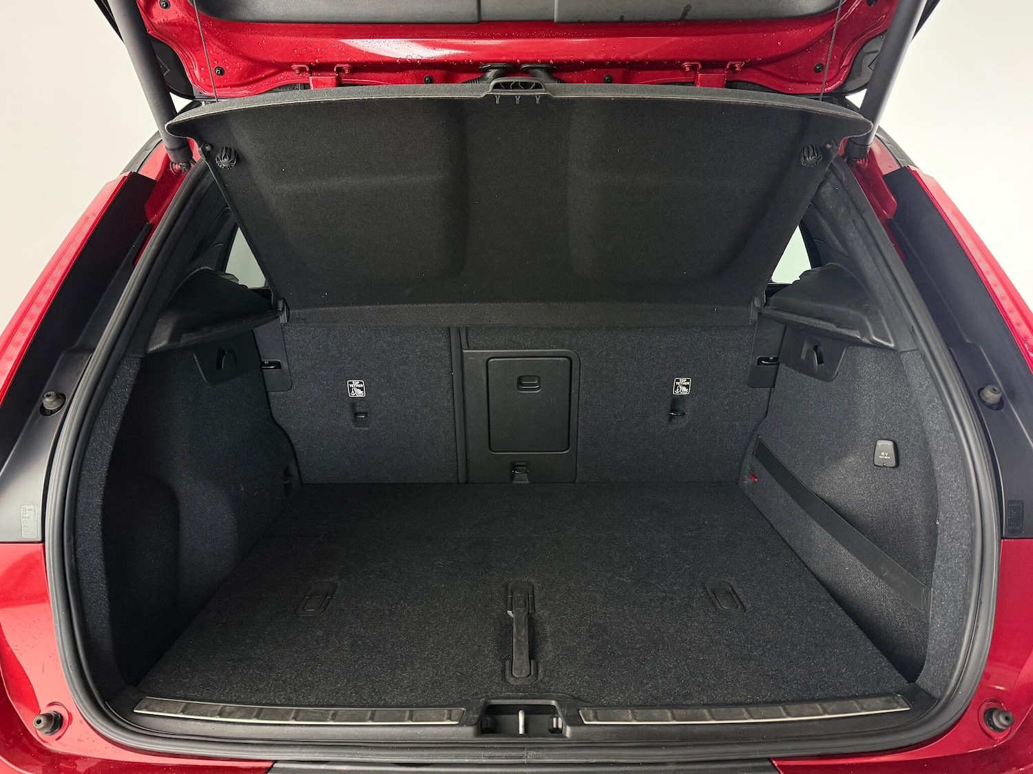 Used Volvo XC40 2018 for sale - 77260621: Photo 9