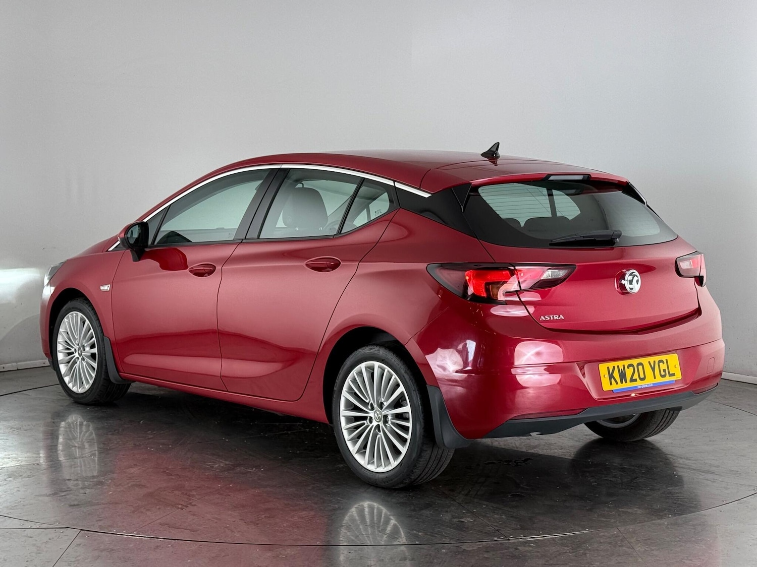 Used Vauxhall Astra 2020 for sale - 77243755: Photo 3