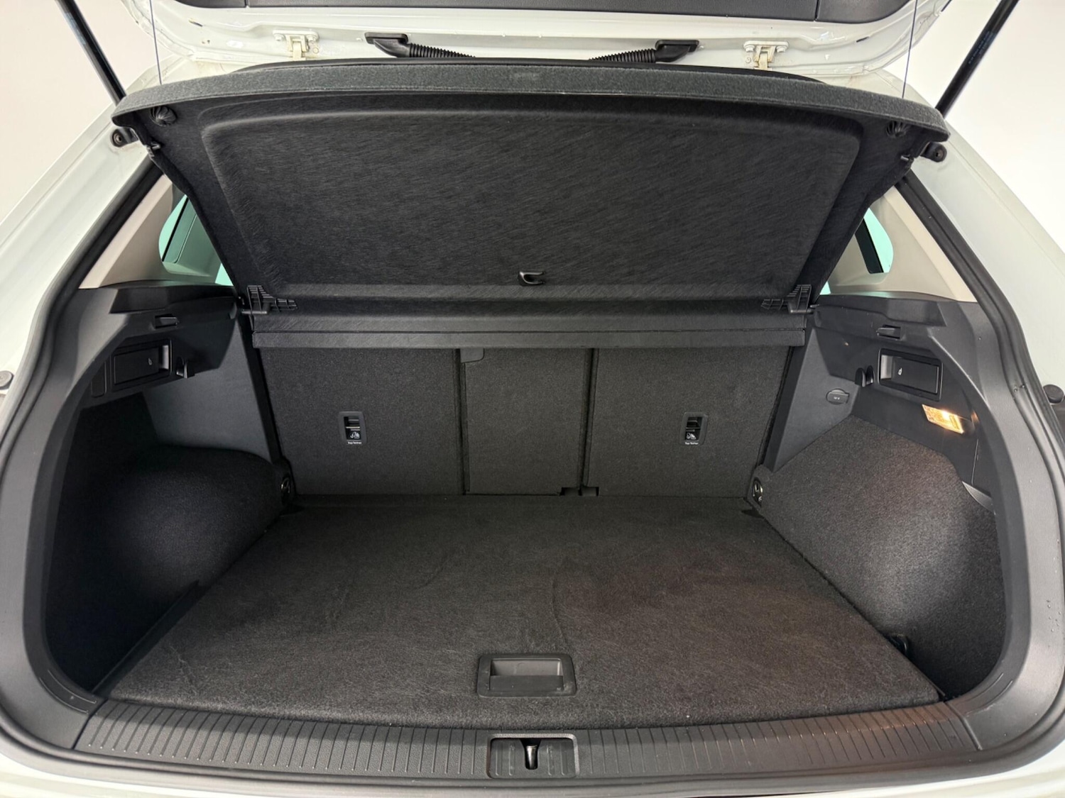 Used Volkswagen Tiguan 2020 for sale - 77456598: Photo 10