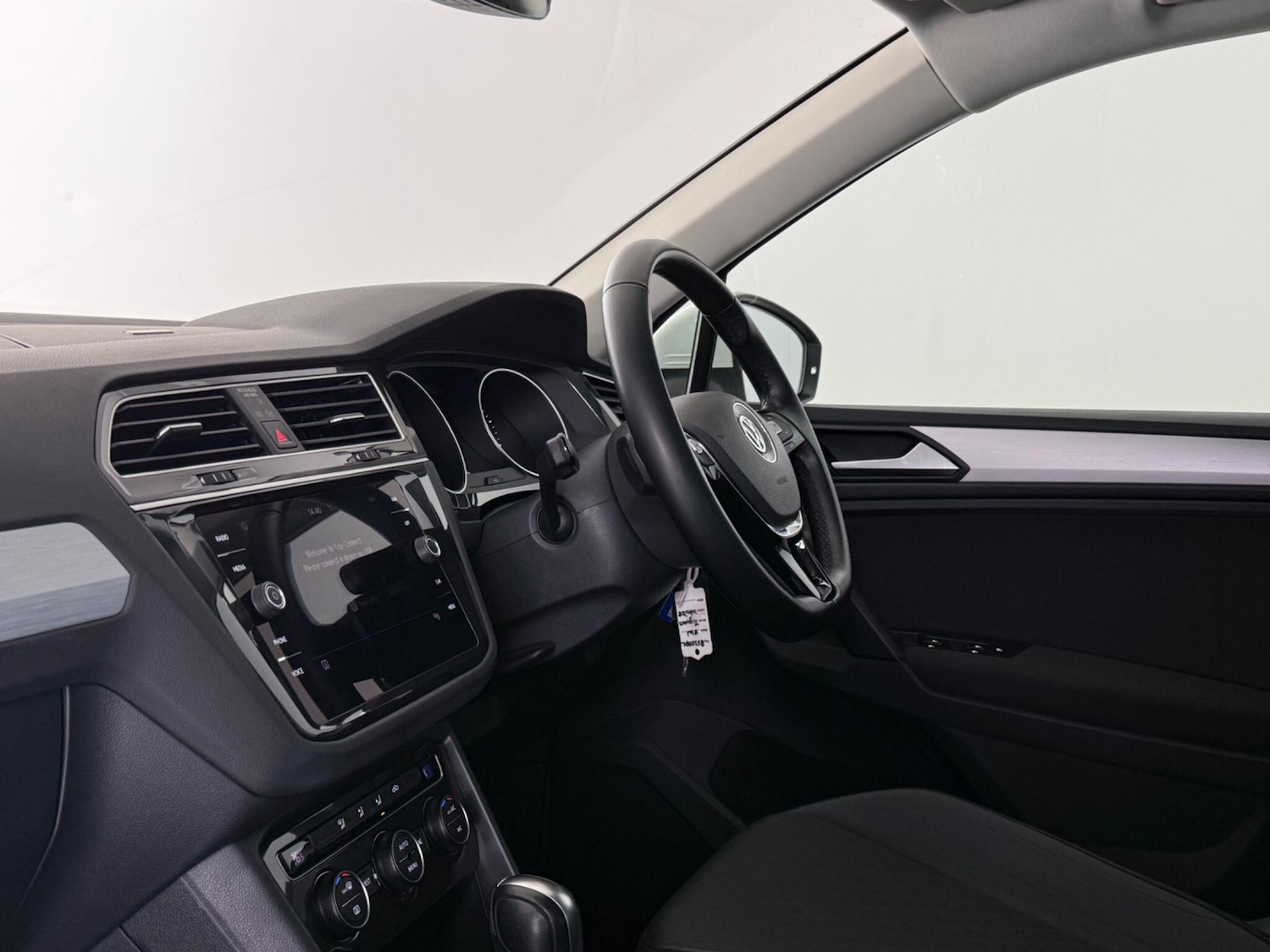 Used Volkswagen Tiguan 2020 for sale - 77456598: Photo 12