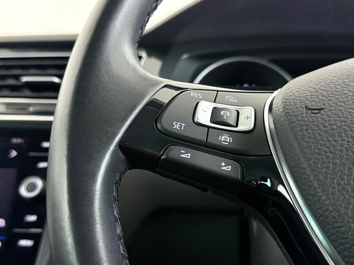 Used Volkswagen Tiguan 2020 for sale - 77456598: Photo 17