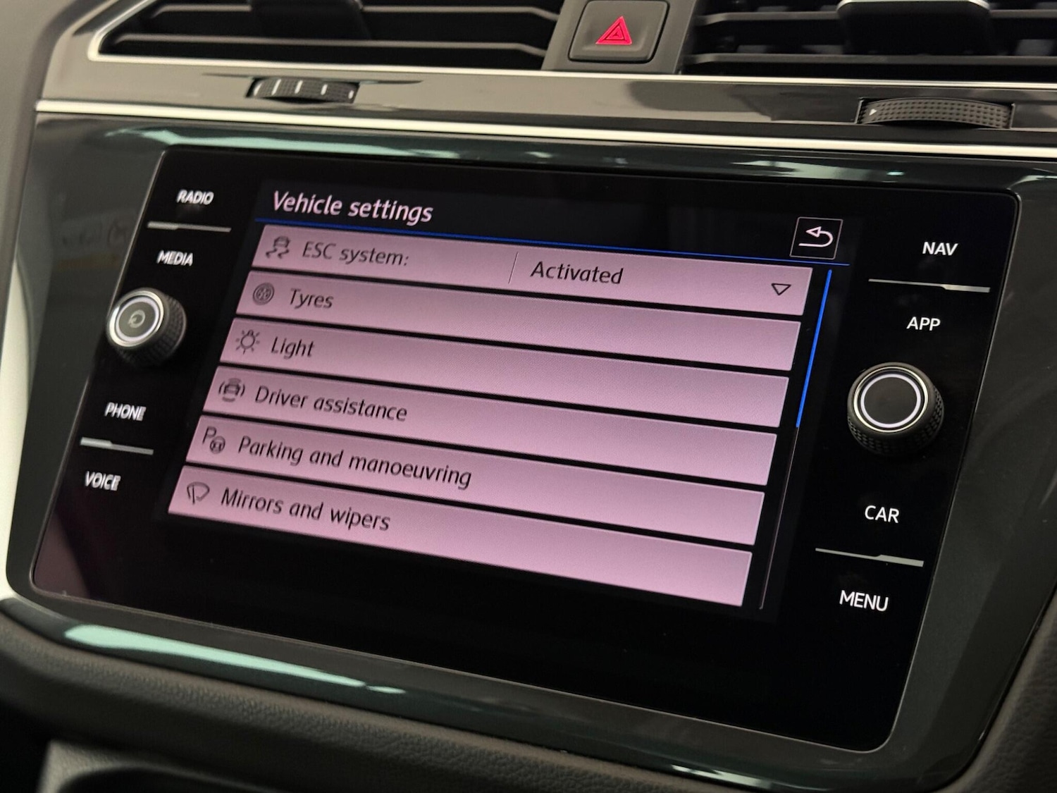 Used Volkswagen Tiguan 2020 for sale - 77456598: Photo 30