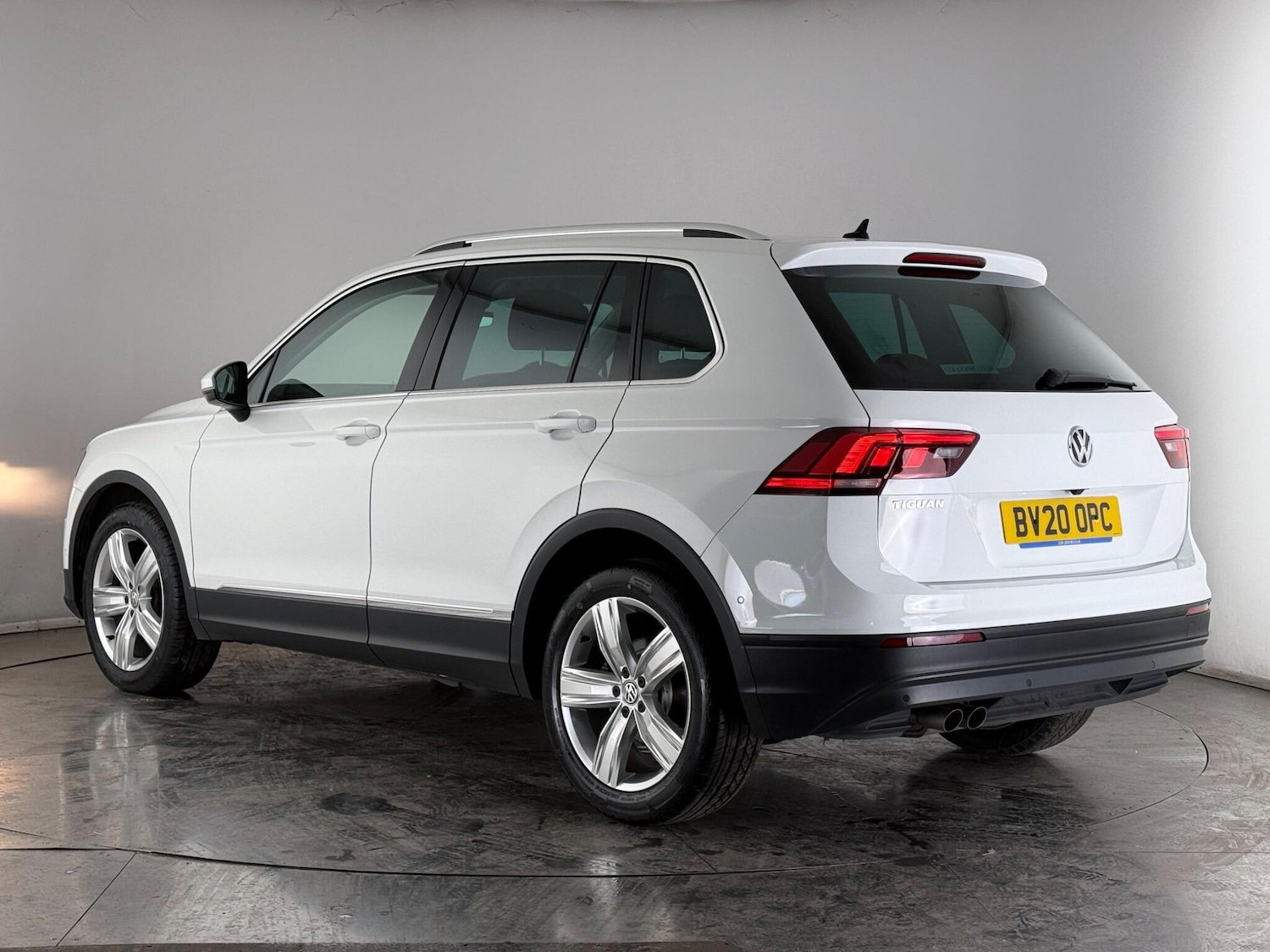 Used Volkswagen Tiguan 2020 for sale - 77456598: Photo 4