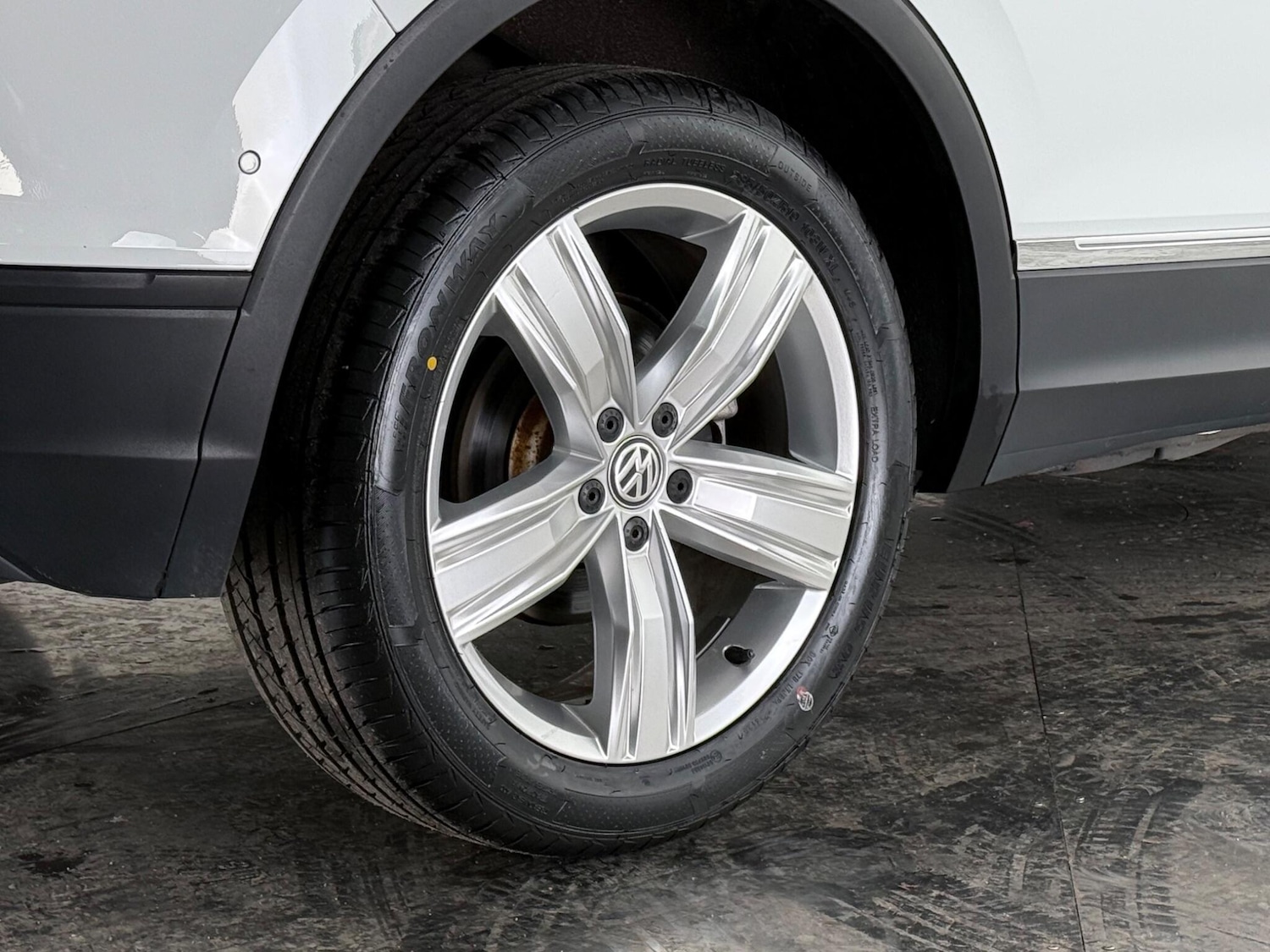 Used Volkswagen Tiguan 2020 for sale - 77456598: Photo 9