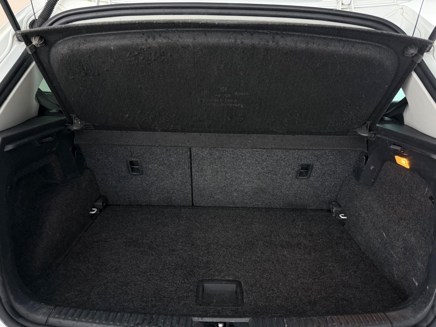 Used Volkswagen Polo 2016 for sale - 78185847: Photo 10