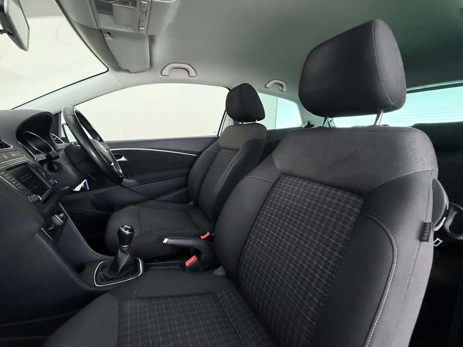 Used Volkswagen Polo 2016 for sale - 78185847: Photo 13