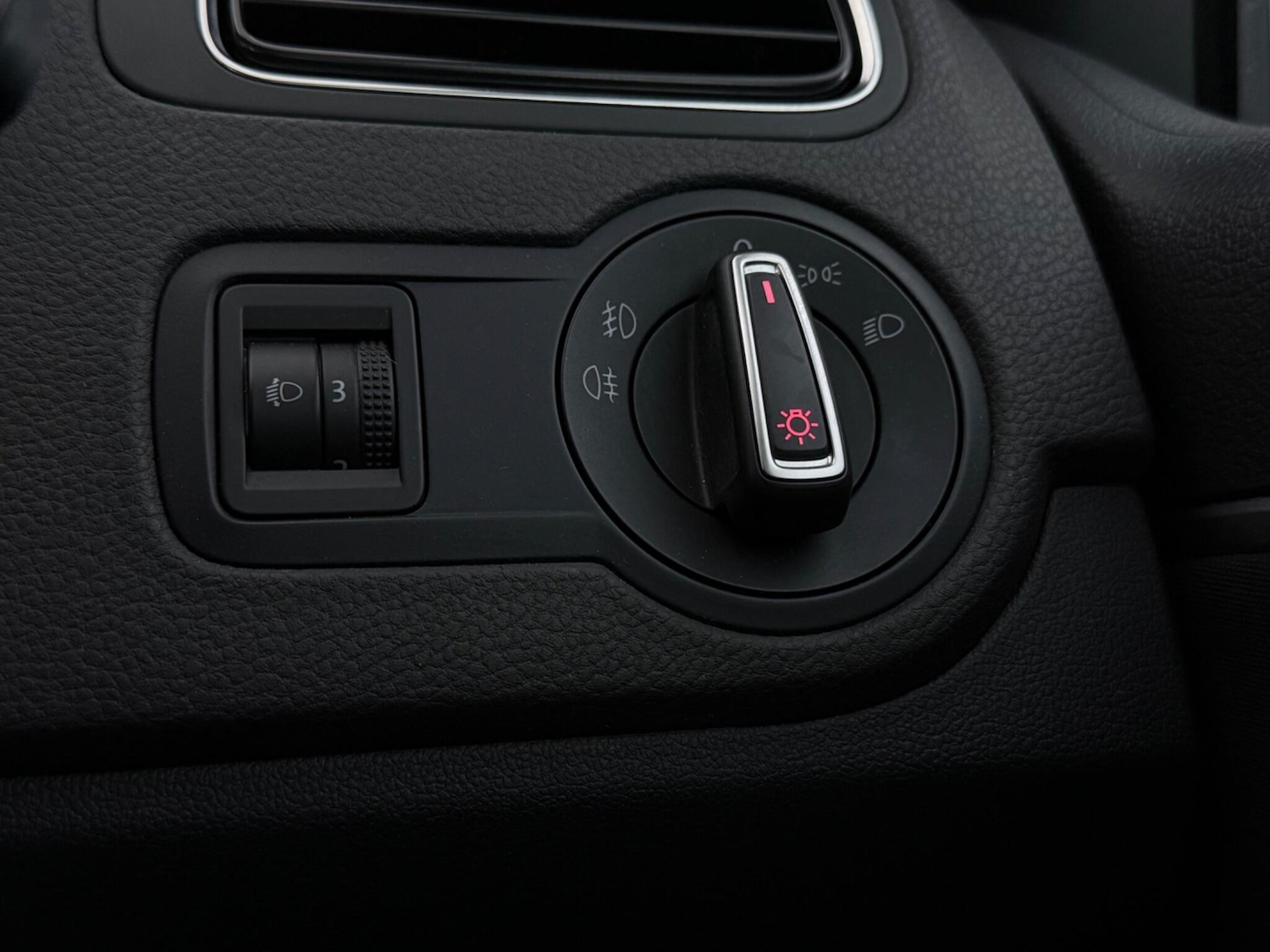 Used Volkswagen Polo 2016 for sale - 78185847: Photo 22