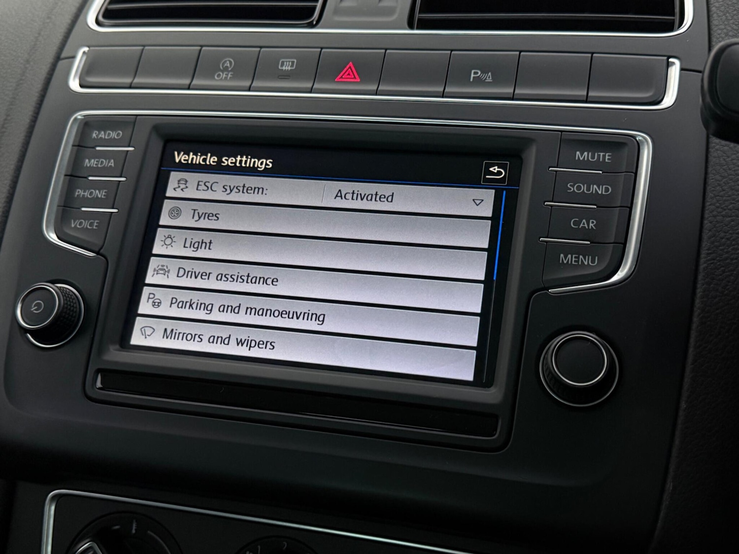 Used Volkswagen Polo 2016 for sale - 78185847: Photo 28