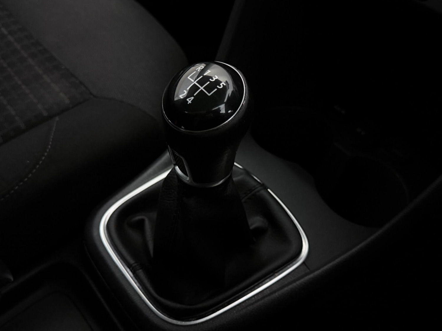 Used Volkswagen Polo 2016 for sale - 78185847: Photo 33