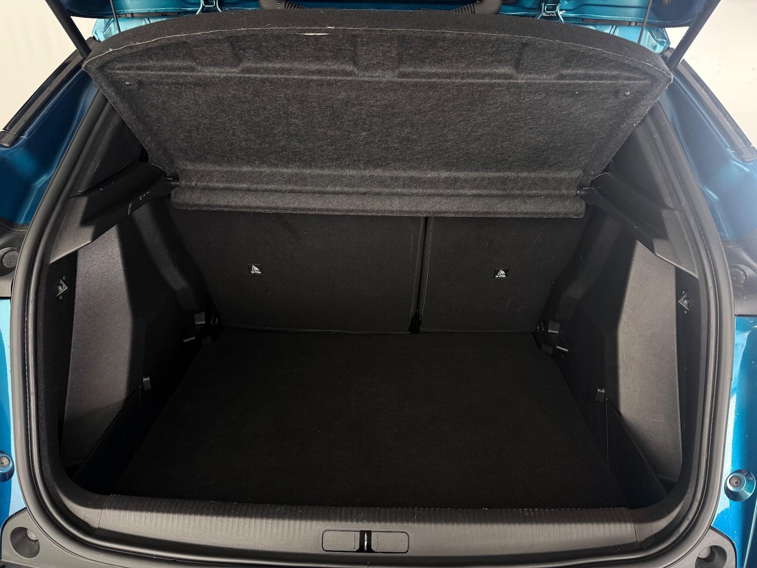 Used Peugeot 2008 2025 for sale - 76466915: Photo 12