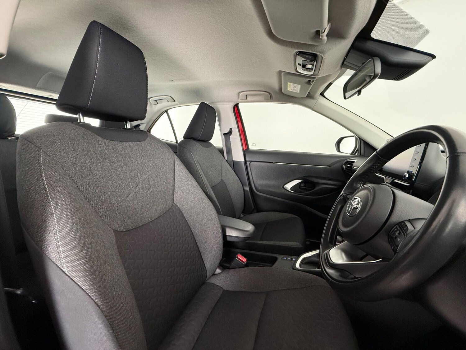 Used Toyota Yaris Cross 2021 for sale - 77701822: Photo 10