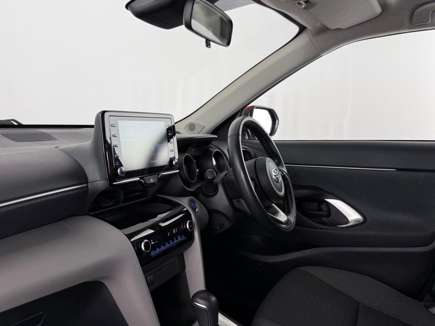 Used Toyota Yaris Cross 2021 for sale - 77701822: Photo 14