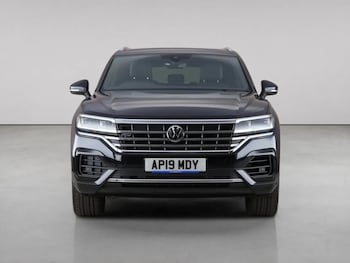 Used Volkswagen Touareg 2019 for sale - 79353467: Photo