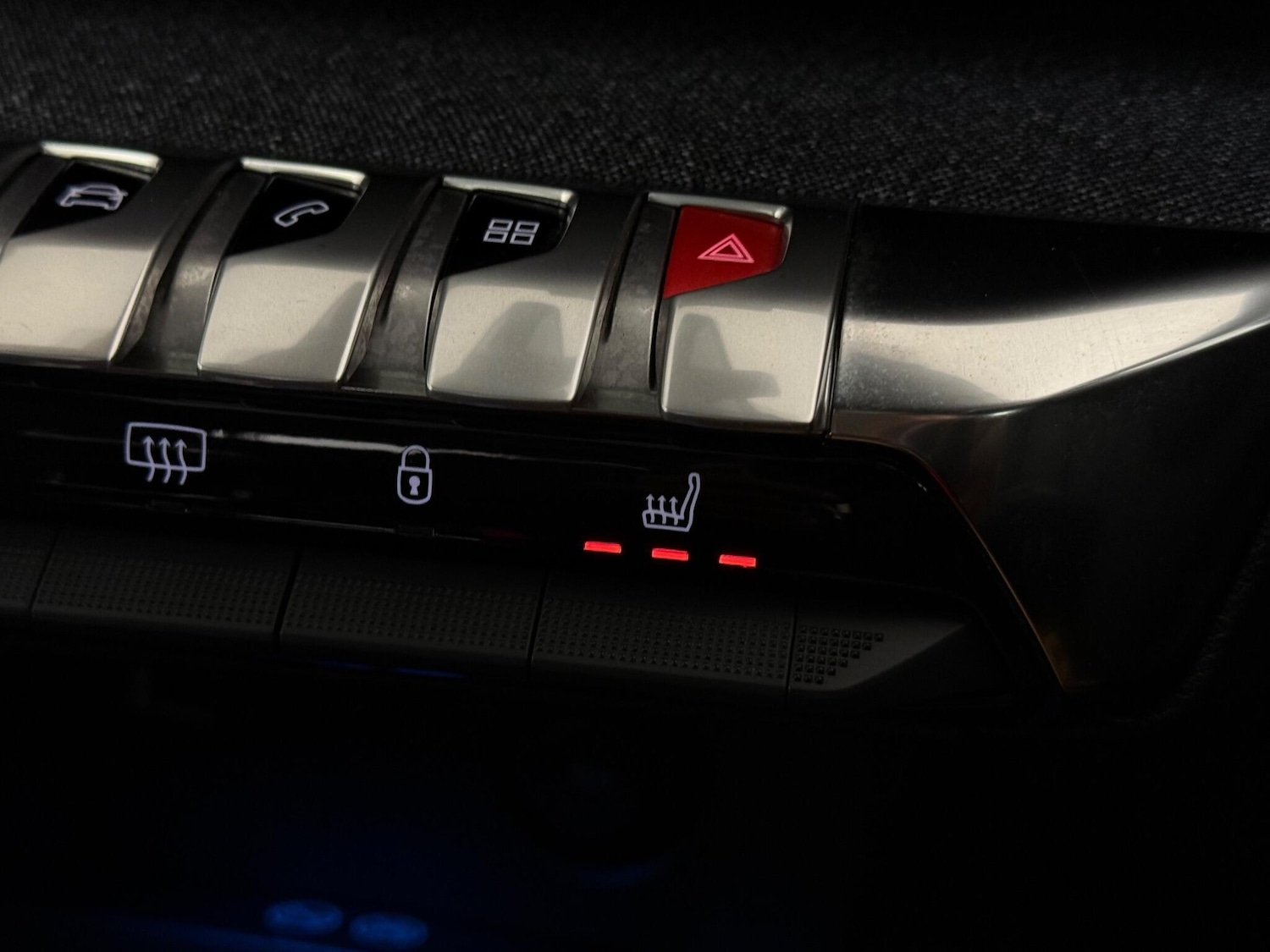 Used Peugeot 3008 2018 for sale - 76701066: Photo 43