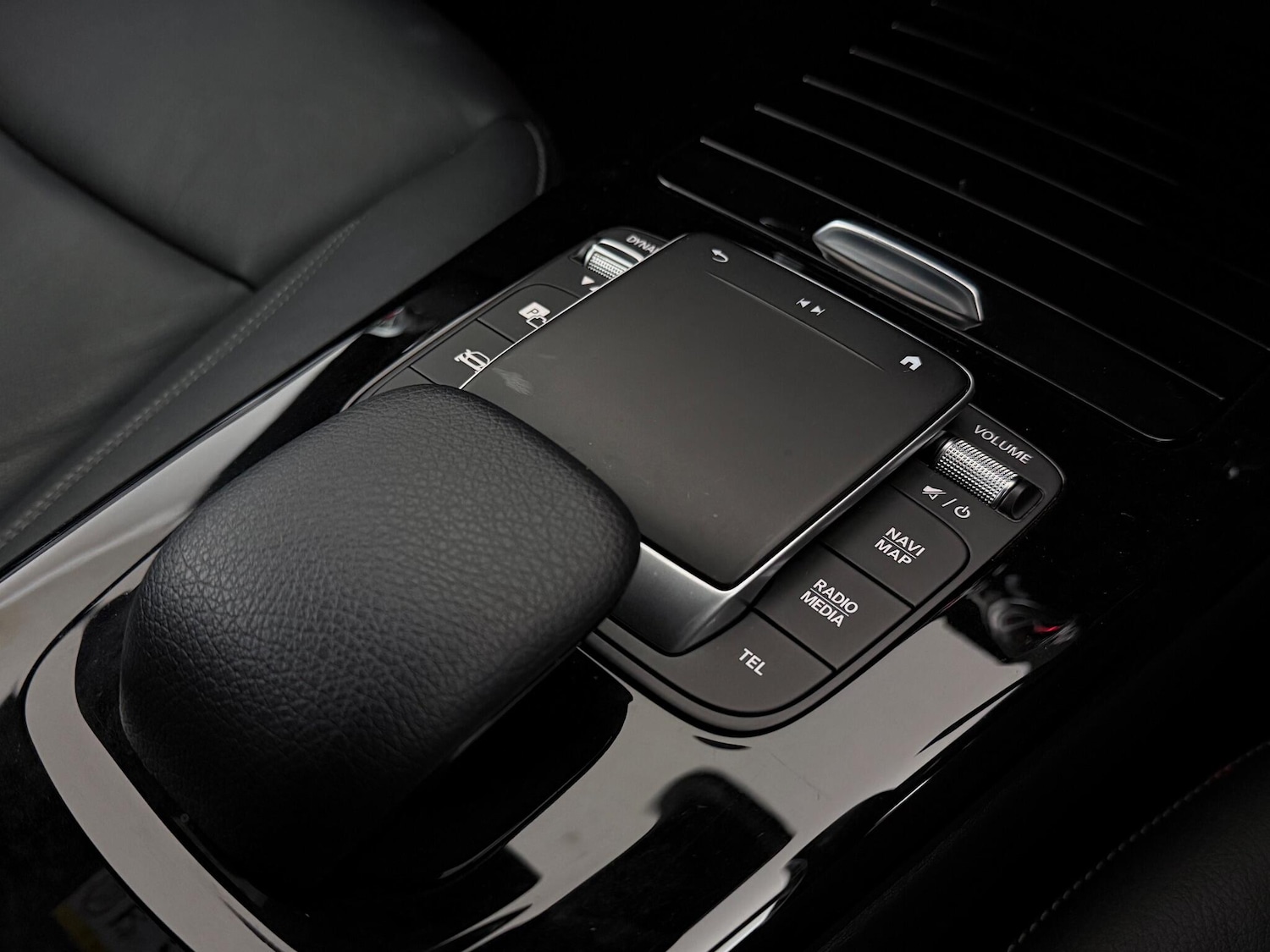 Used Mercedes-Benz CLA 2021 for sale - 77082000: Photo 38