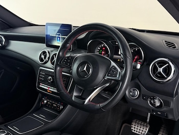 Used Mercedes-Benz GLA 2020 for sale - 79602397: Photo
