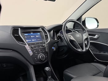 Used Hyundai Santa Fe 2016 for sale - 79189223: Photo