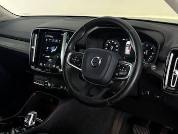 Used Volvo XC40 2019 for sale - 79533649: Photo