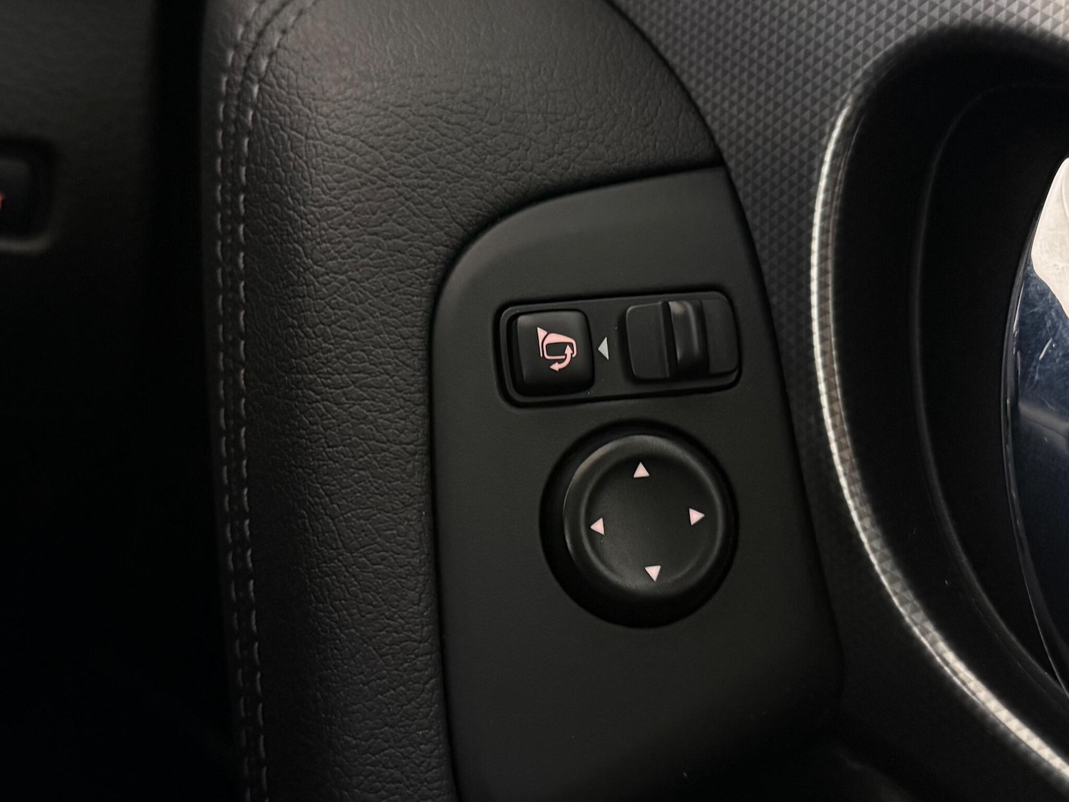 Used Nissan Qashqai 2018 for sale - 77182476: Photo 32