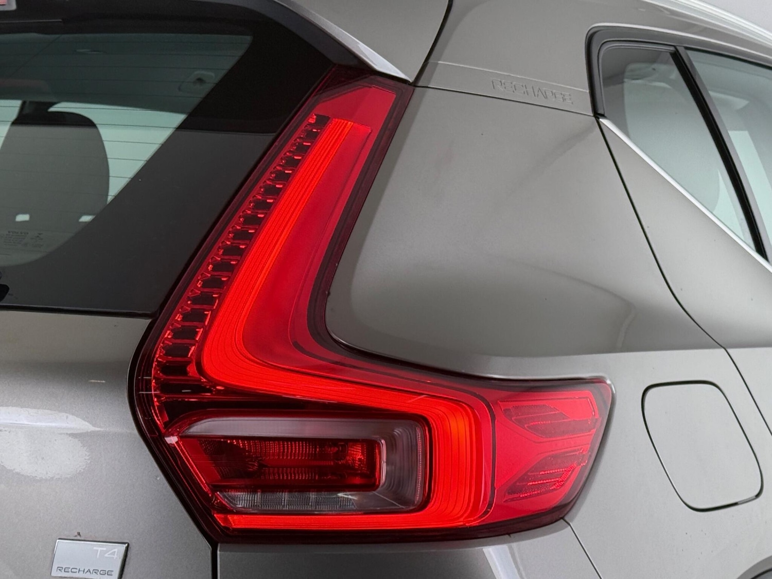 Used Volvo XC40 2021 for sale - 76607201: Photo 10