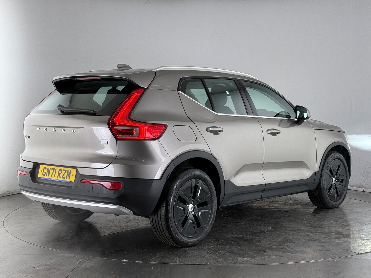 Used Volvo XC40 2021 for sale - 76607201: Photo 4