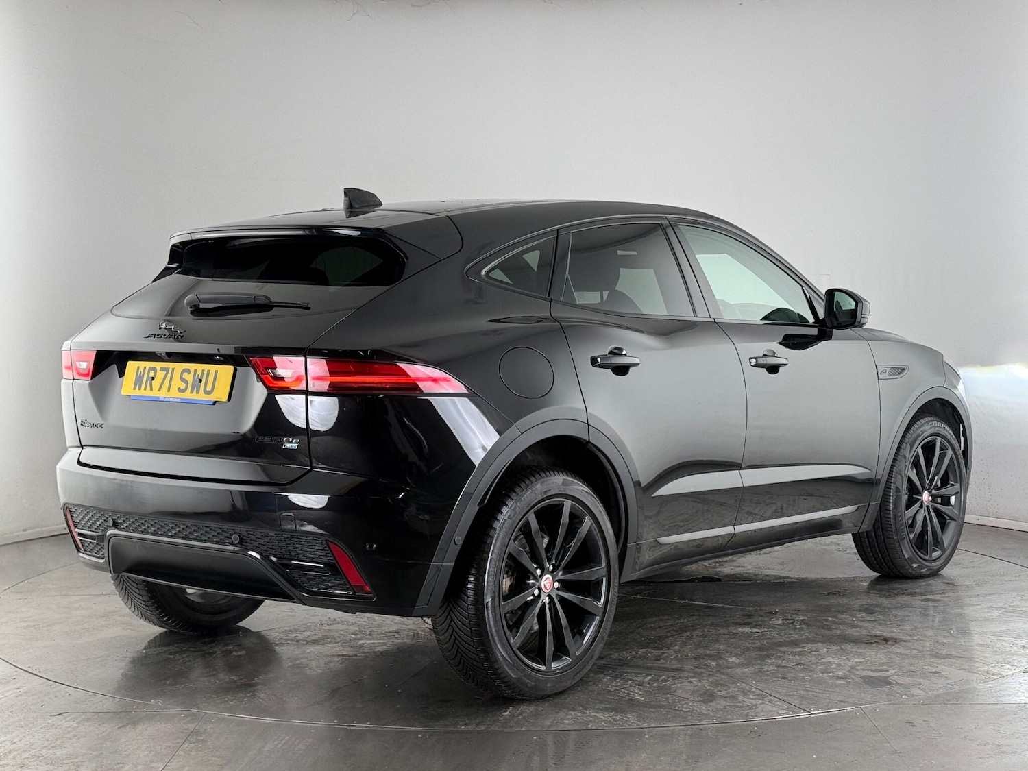 Used Jaguar E-Pace 2021 for sale - 77216652: Photo 3