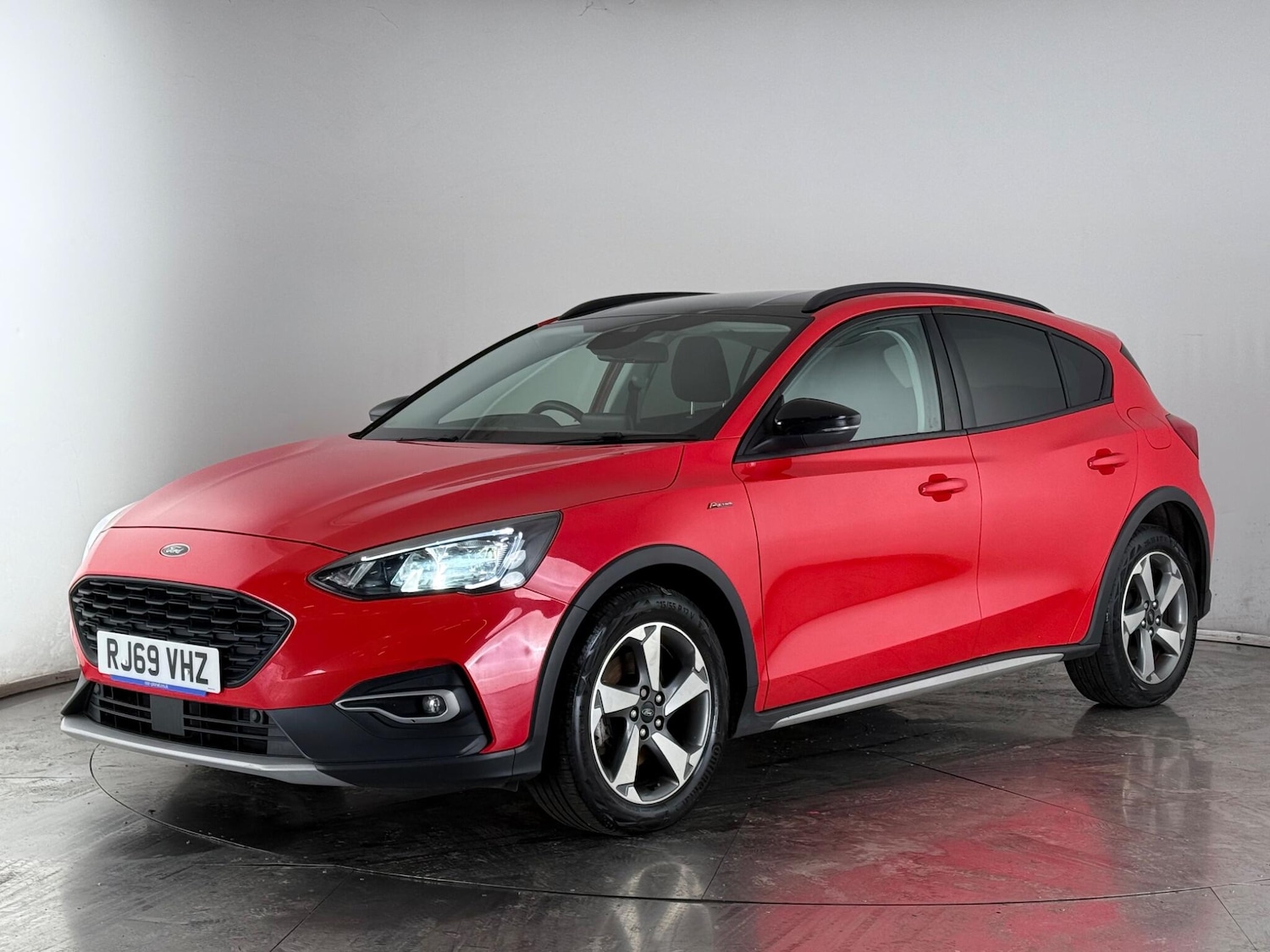 Used Ford Focus 2020 for sale - 77647225: Photo 3