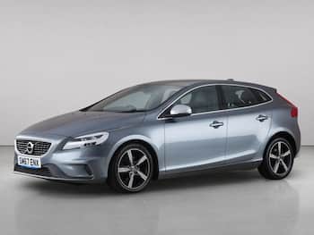 Used Volvo V40 2017 for sale - 79781111: Photo