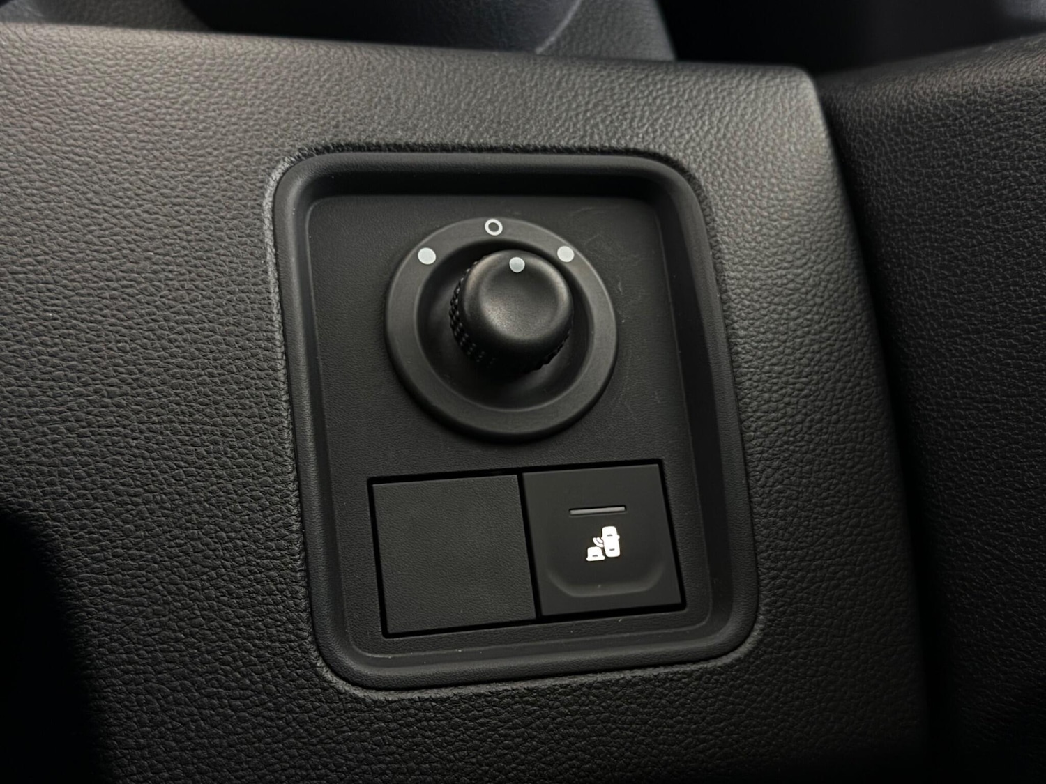 Used Dacia Duster 2018 for sale - 77182474: Photo 28