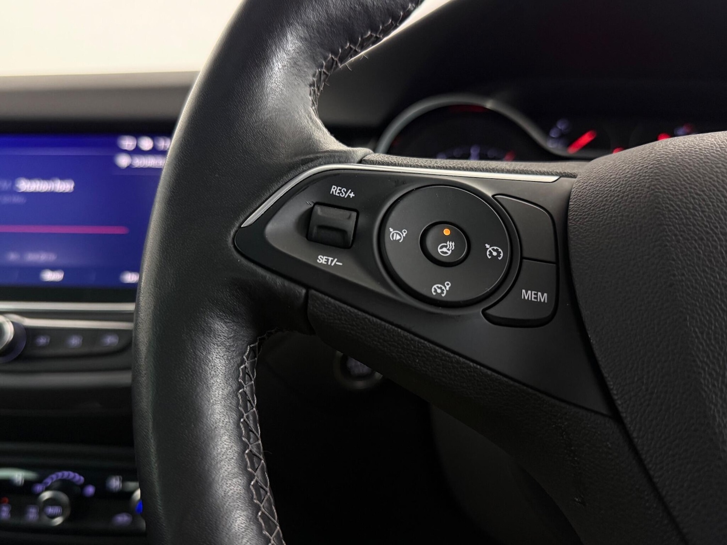 Used Vauxhall Crossland 2024 for sale - 77182767: Photo 16