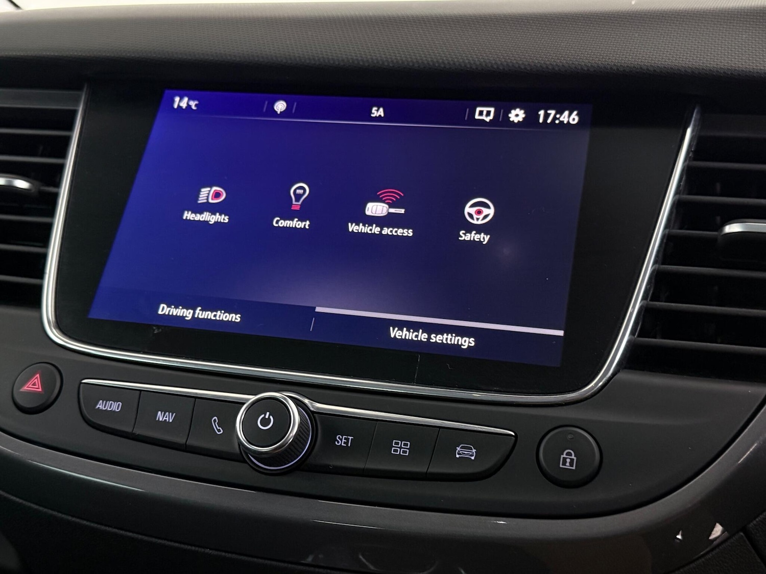 Used Vauxhall Crossland 2024 for sale - 77182767: Photo 25