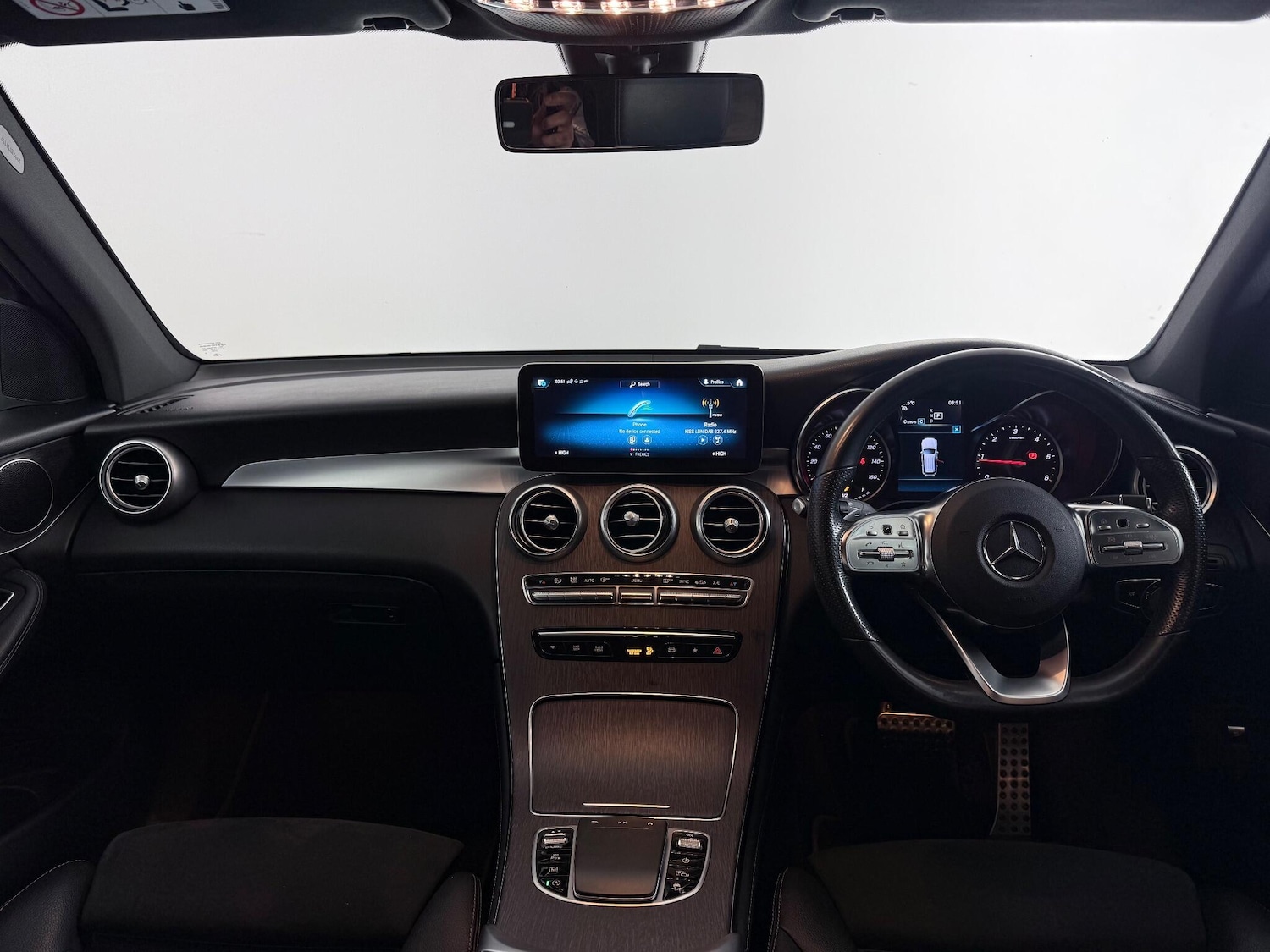 Used Mercedes-Benz GLC 2019 for sale - 77221933: Photo 17