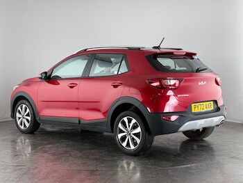 Used Kia Stonic 2022 for sale - 76899487: Photo