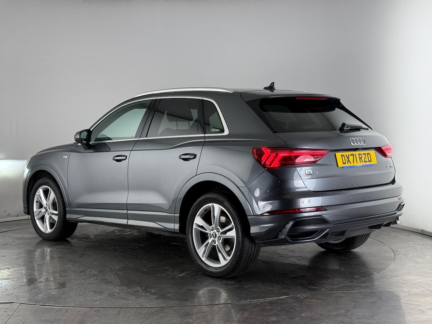 Used Audi Q3 2021 for sale - 76644926: Photo 5
