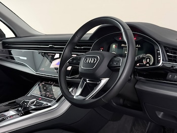Used Audi Q7 2021 for sale - 79349667: Photo