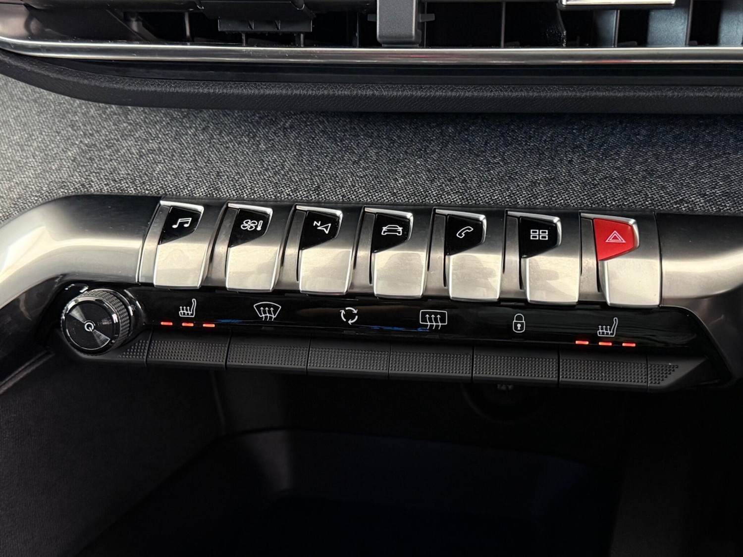 Used Peugeot 3008 2018 for sale - 76936553: Photo 39