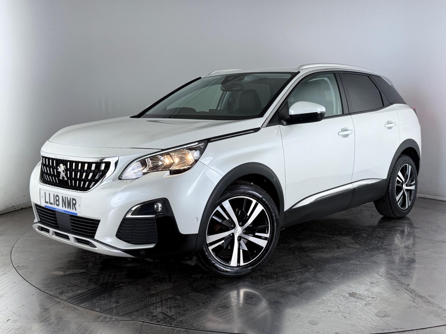 Used Peugeot 3008 2018 for sale - 76936553: Photo 44