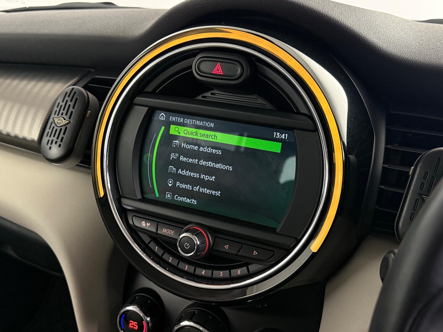 Used MINI Hatch 2019 for sale - 76714864: Photo 32