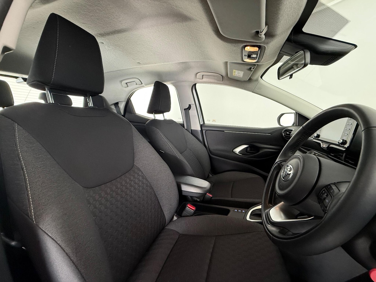 Used Toyota Yaris 2022 for sale - 77246526: Photo 10