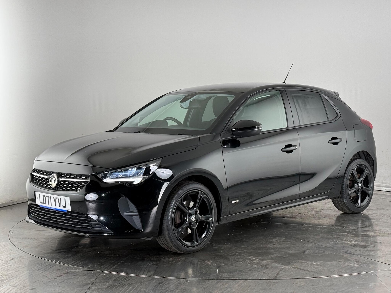 Used Vauxhall Corsa 2021 for sale - 77217565: Photo 2