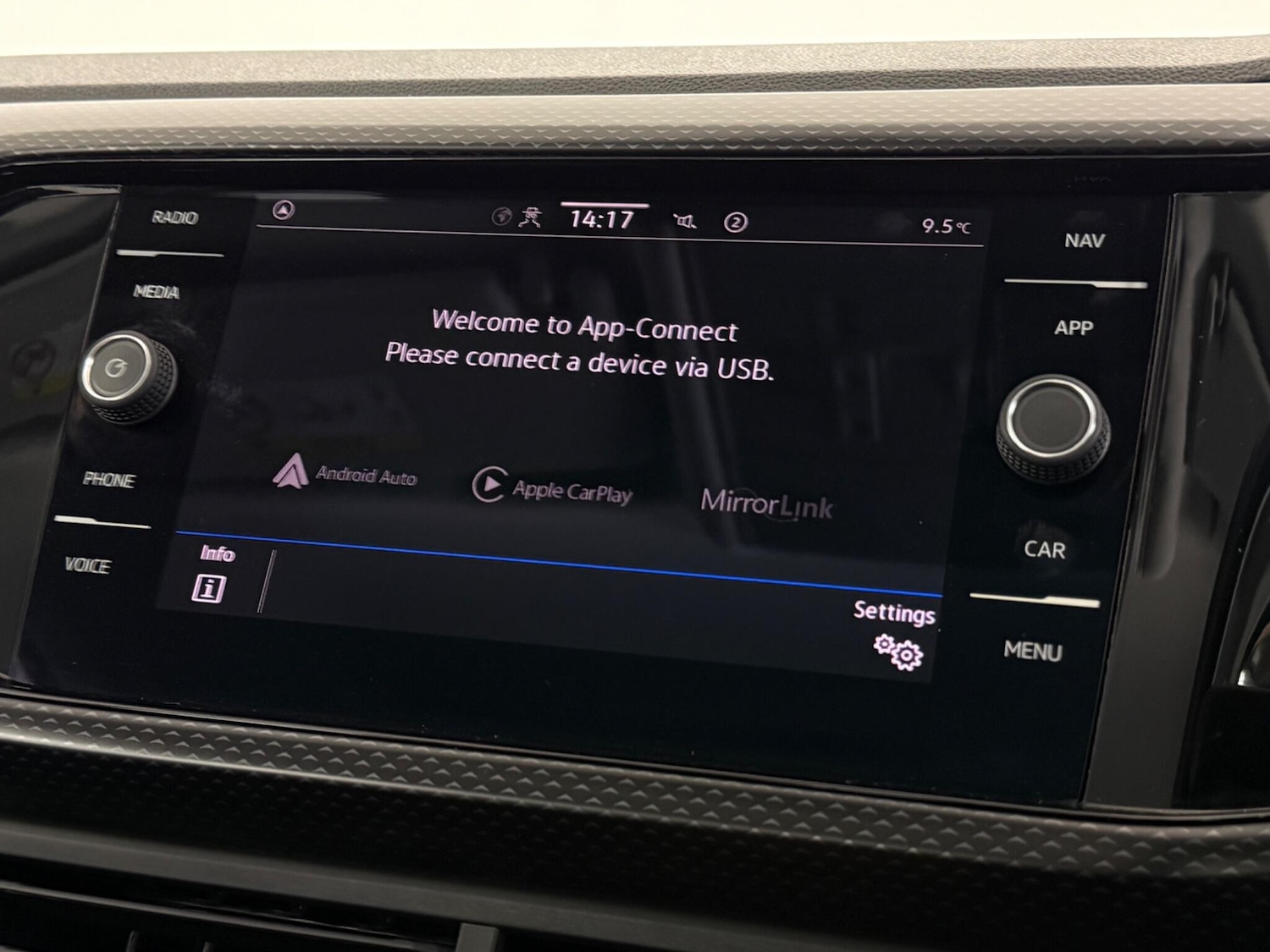 Used Volkswagen T-Cross 2022 for sale - 77555765: Photo 22