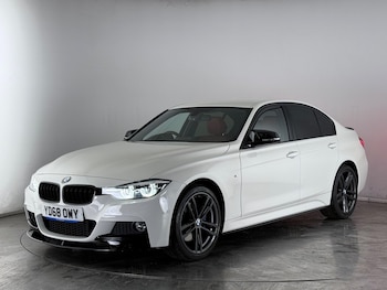 Used BMW 3 Series 2018 for sale - 77049910: Photo
