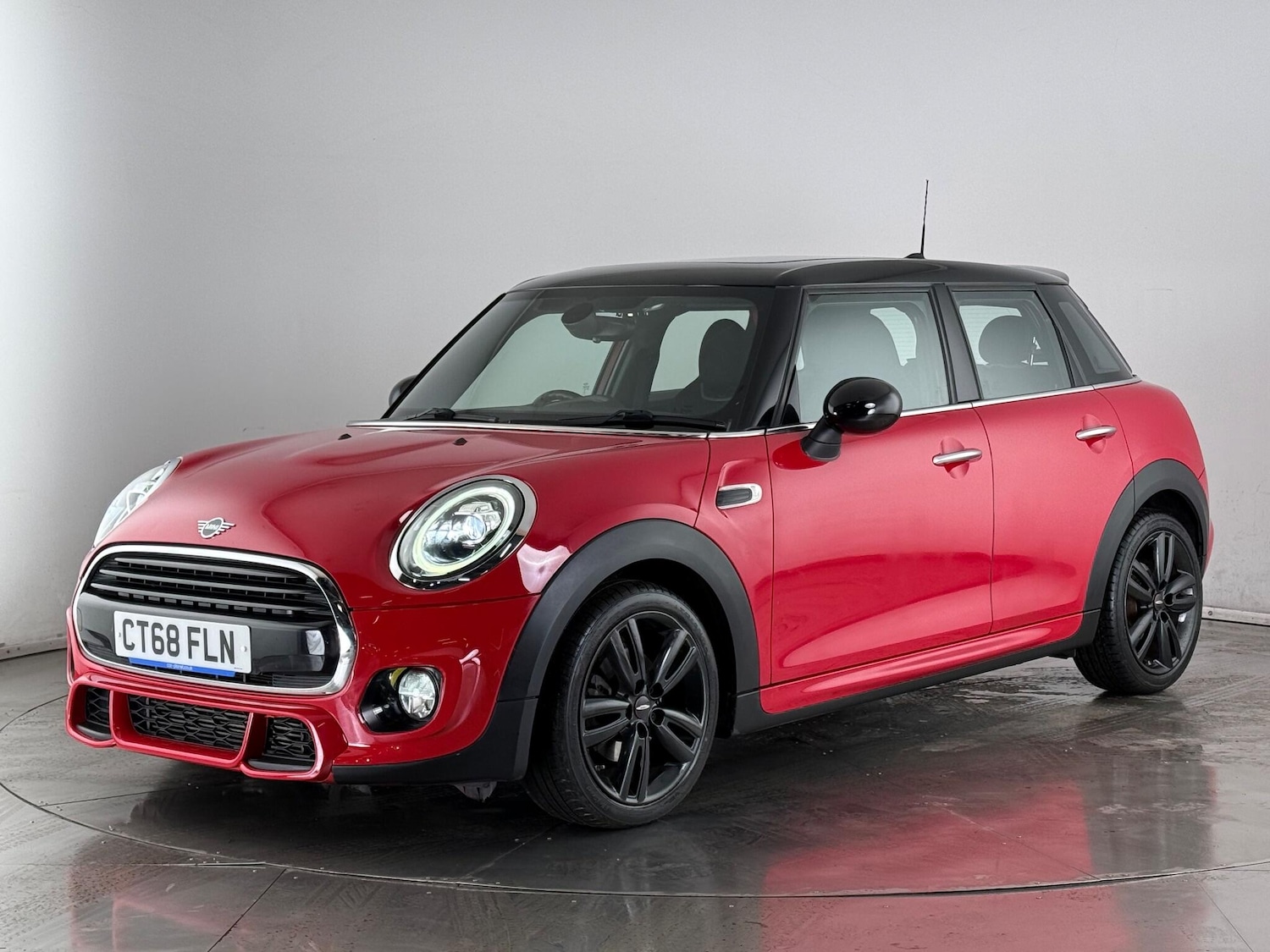 Used MINI Hatch 2019 for sale - 77259669: Photo 3