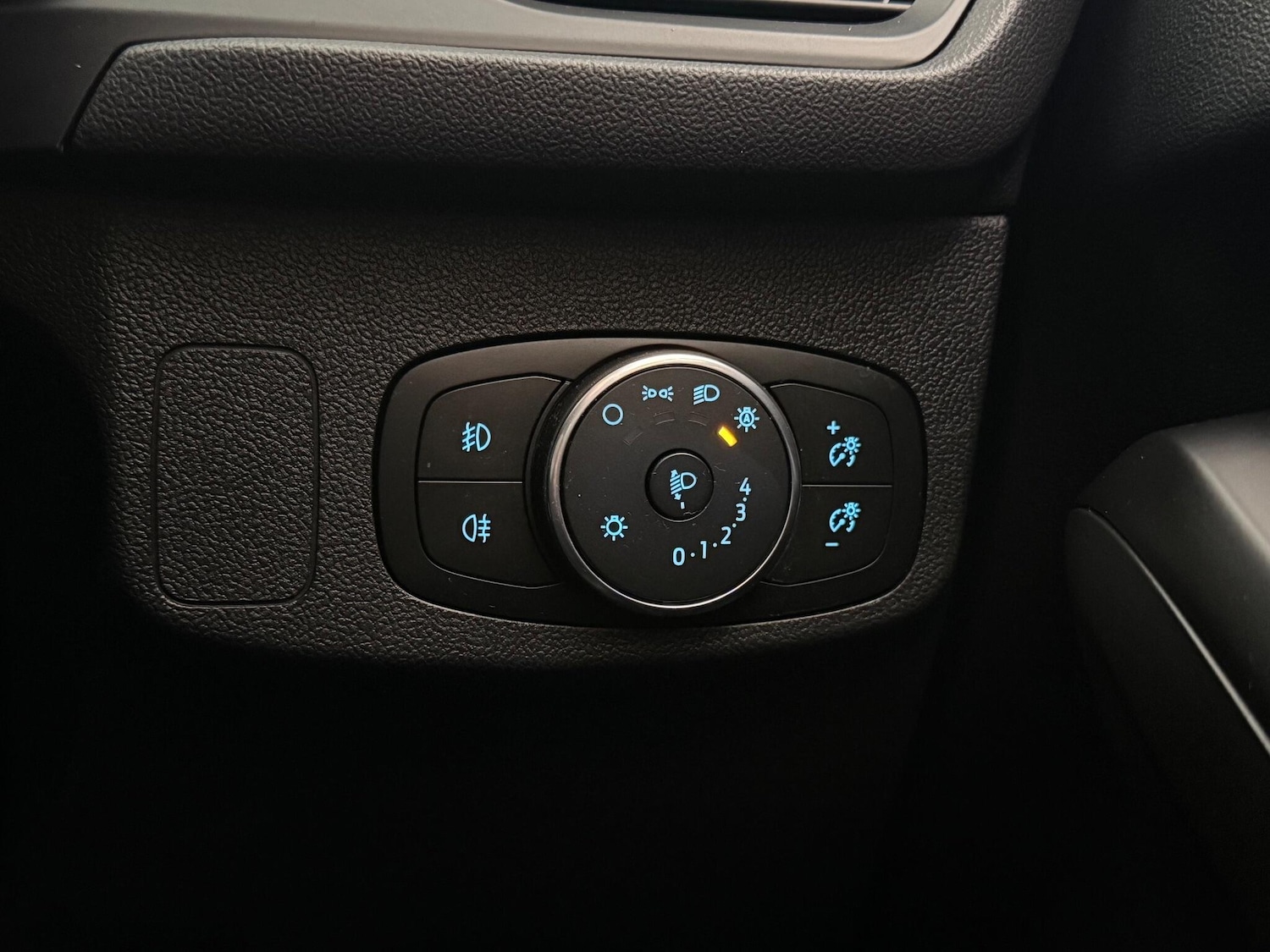 Used Ford Focus 2021 for sale - 77183004: Photo 18