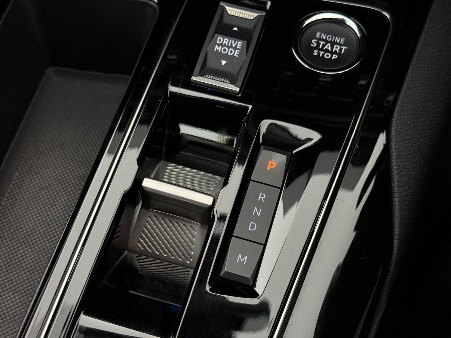 Used Peugeot 3008 2023 for sale - 76467212: Photo 42