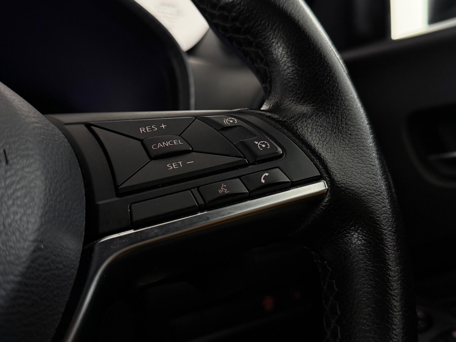 Used Nissan Juke 2023 for sale - 77217173: Photo 18