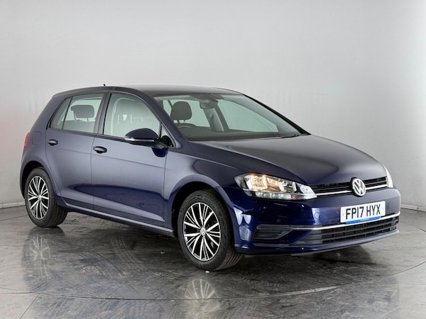 Used Volkswagen Golf 2017 for sale - 76274011: Photo 1