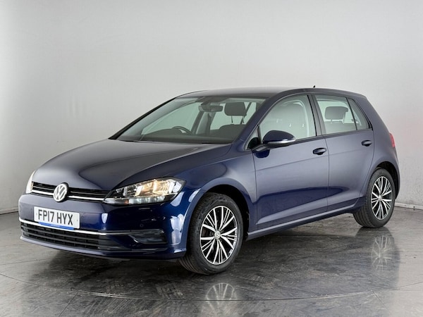 Used Volkswagen Golf 2017 for sale - 76274011: Photo 3
