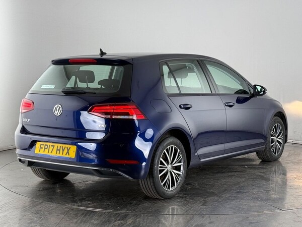 Used Volkswagen Golf 2017 for sale - 76274011: Photo 5